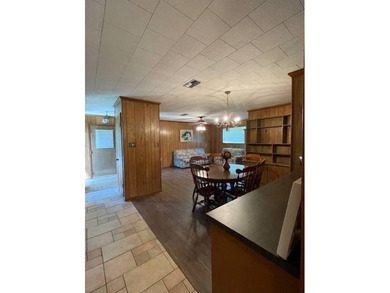 3BR/2BA home in a low-traffic area of beautiful Lake Bruin with - photo 23
