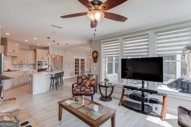 Rare lake-view opportunity in The Courtyards at Bailey Farms, a - photo 4