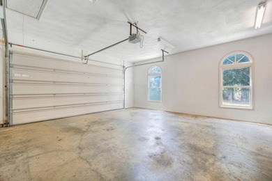Enjoy the ease of one-level living in this well-maintained - photo 29