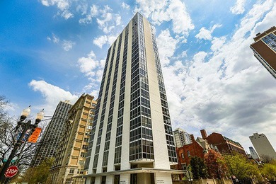 Lake Michigan - Cook County Condo For Sale in Chicago Illinois