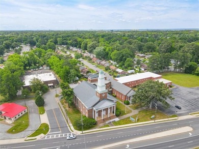 Beautiful building currently set up for church purposes. The - photo 1