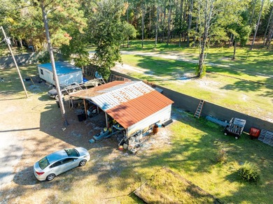 Legacy acreage now offered for sale, located South of the - photo 7