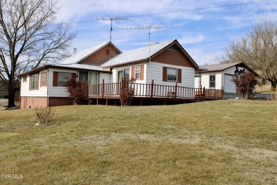 (private lake, pond, creek) Home For Sale in Greeneville Tennessee