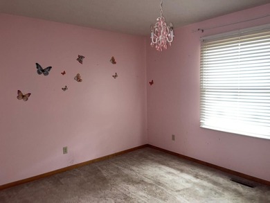 3-bedroom home located on White Deer golf course, offering - photo 11