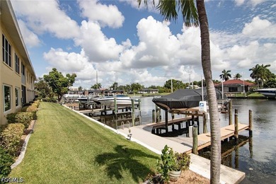 Fully renovated and move-in ready, this stunning first-floor - photo 28