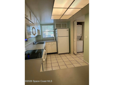 You don't want to miss this spacious condo located in the heart - photo 6