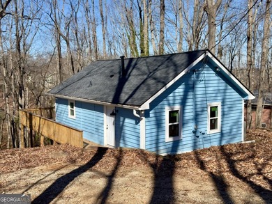 Lake Lanier Home For Sale in Flowery Branch Georgia