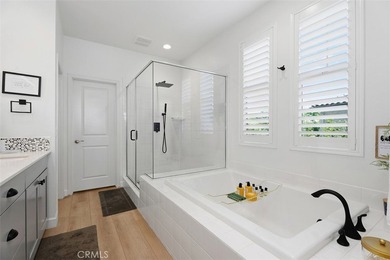 Imagine coming home to a place where thoughtful design and - photo 24