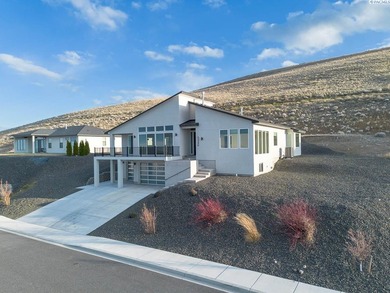 MLS# 291133 Ideally located in the prestigious Inspiration - photo 2