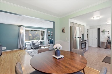 Open house Sat 6/20,1-3pm and Sun 6/21, 11am-1pm. This charming - photo 7