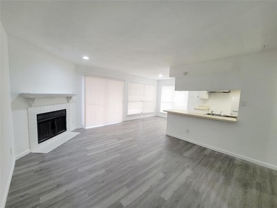 Lake Condo For Sale in Garland, Texas