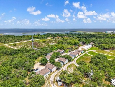 Charming 2-bedroom, 1-bath cottage in the desirable Copano - photo 17