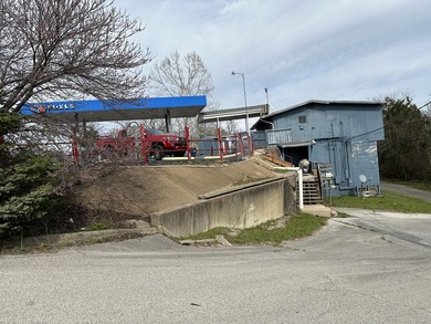 Busiest location on the strip, 76 Country Blvd, Branson, MO. Gas - photo 46
