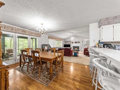 3 BED 3 BATH LAKE FRONT HOME WITH A SWIM DOCK! FISH OR SWIM - photo 12