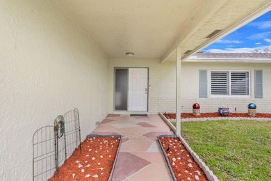 Absolutely gorgeous villa. Prestigious 55+ community. Delray - photo 18