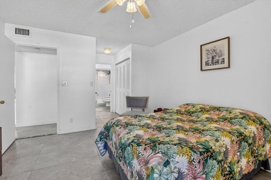 Fully updated 2/2 with 1-car garage! Features an open kitchen - photo 23
