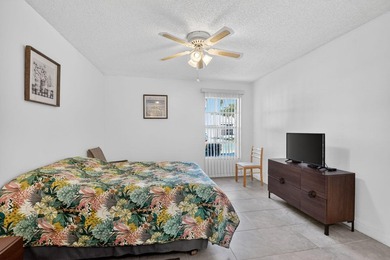 Fully updated 2/2 with 1-car garage! Features an open kitchen - photo 24