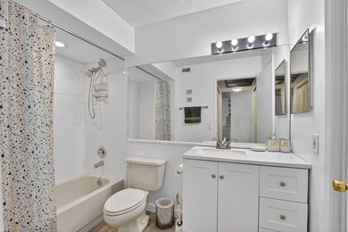 Fully updated 2/2 with 1-car garage! Features an open kitchen - photo 25