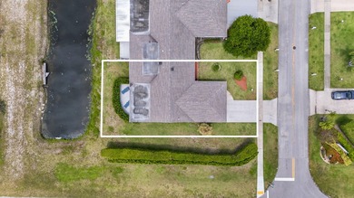 Absolutely gorgeous villa. Prestigious 55+ community. Delray - photo 33
