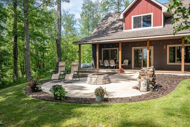 This home presents as New Built. Its creative floor plan offers - photo 2