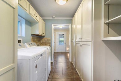 The 1,760 square foot boat boat house alone is enough to make - photo 11