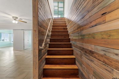 The 1,760 square foot boat boat house alone is enough to make - photo 12