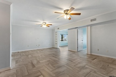 The 1,760 square foot boat boat house alone is enough to make - photo 19