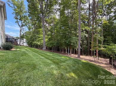 Step into 1020 Irish Creek Dr, a residence arranged for everyday - photo 20