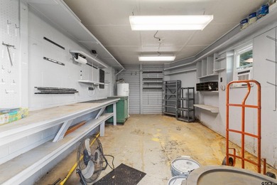 The 1,760 square foot boat boat house alone is enough to make - photo 32