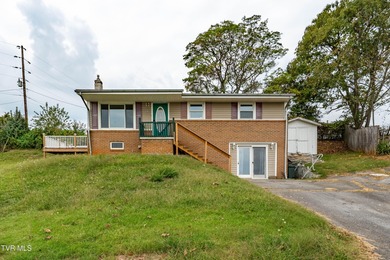 Holston River - Hawkins County Home For Sale in Church Hill Tennessee