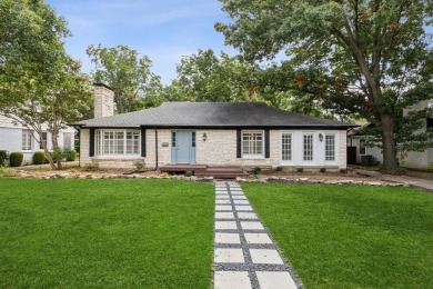 Lake Home Sale Pending in Dallas, Texas