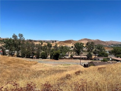 Lake Lot For Sale in Lake Elsinore, California