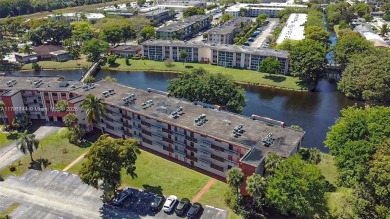 Lake Condo For Sale in Sunrise, Florida