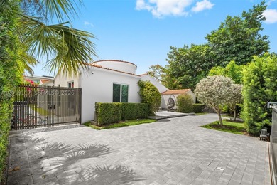 Located on one of Mid-Beach's most coveted tree-lined streets - photo 47