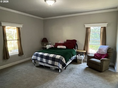 Charming coastal retreat just a few paces from the beach! This - photo 8