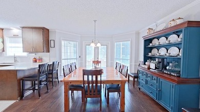 New on the Market! Discover the space, versatility, and comfort - photo 14
