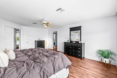 Welcome home to this light, bright, & spacious 5 bedroom + - photo 17