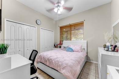 Welcome to this beautifully maintained 4-bedroom, 2.5-bath - photo 22