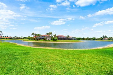 Welcome home to this light, bright, & spacious 5 bedroom + - photo 35