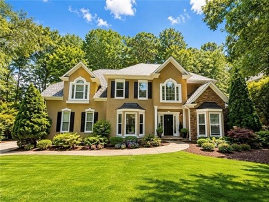 ***MAJOR PRICE IMPROVEMENT!*** Don't miss this incredible - photo 1