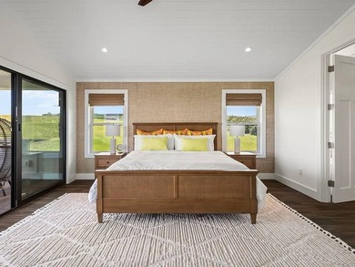 Located on a private cul-du-sac in the Kaimalino neighborhood of - photo 7