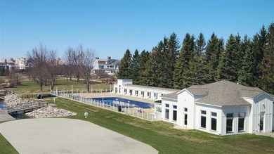 This Bay Harbor condo is perfect for year-round retreats. It - photo 15