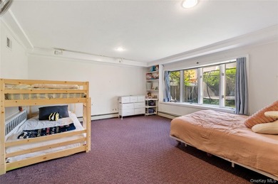Nestled on a quiet, tree-lined block in the heart of Woodmere - photo 21