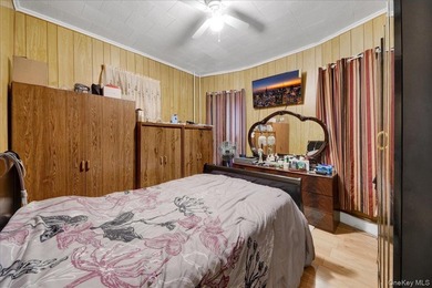 Potential rental income of approximately $10,00 per month makes - photo 5