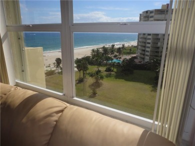 DIRECT OCEAN VIEWS. SOUTHEAST CORNER APT.  2/2 BEDROOM SPLIT