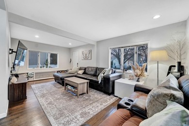 Welcome To This 2 Bed 2 Bath On An Oversized Lot. Right In The - photo 6