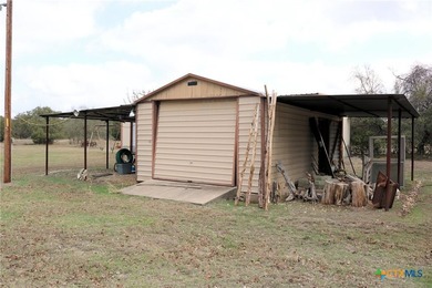 Secluded at Salado's western edge, this lakeside property is a - photo 33