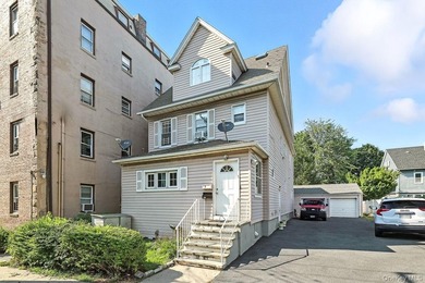 Exceptional opportunity in Larchmont area for investor and - photo 2