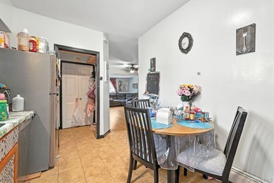 Exceptional opportunity in Larchmont area for investor and - photo 8