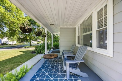 Welcome to 146 Willowbrook Road - A Charming Cottage-Style - photo 4